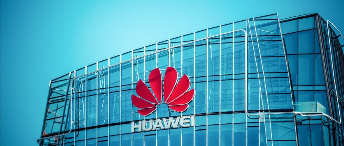 Huawei trzyma się mocno