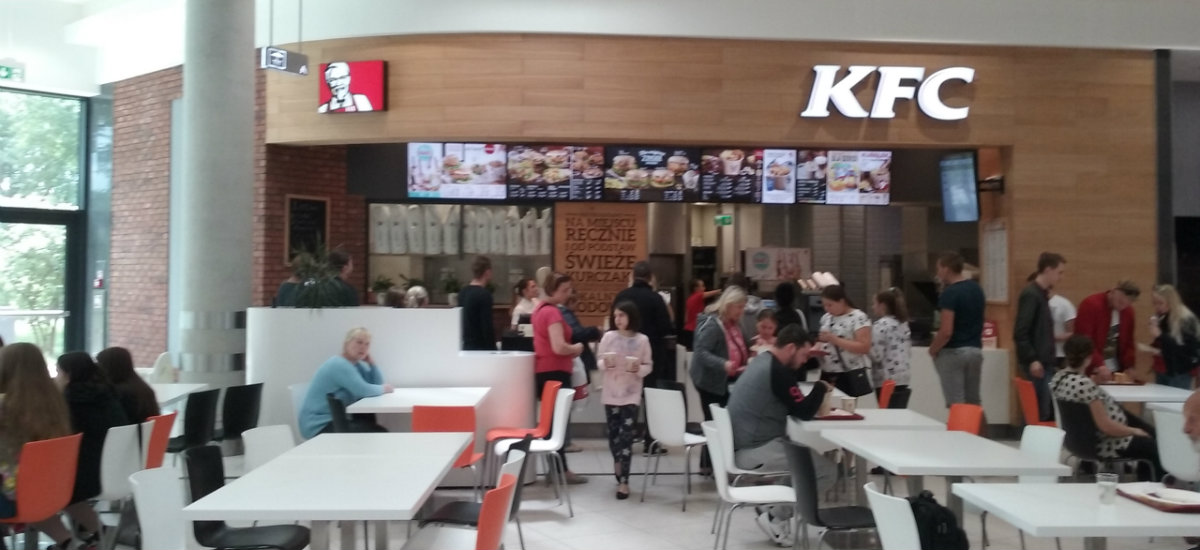 KFC pokazuje na liczbach, jak udało się skłonić klientów do wydawania większych pieniędzy