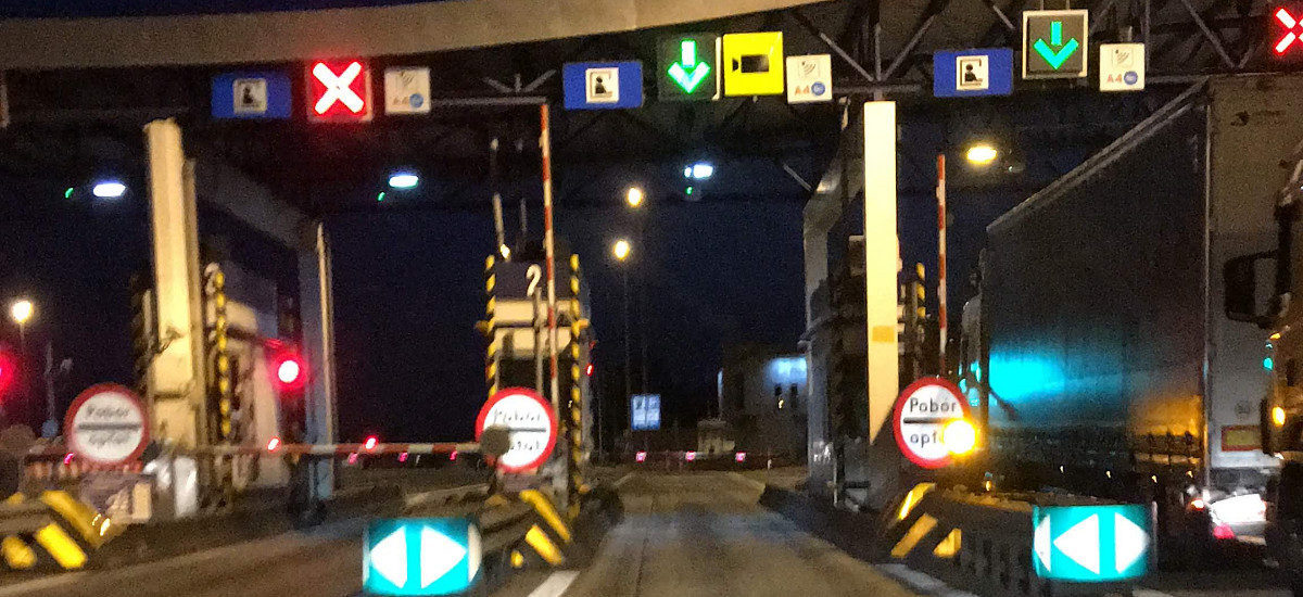 Sprawdziłem automatyczną płatność na bramkach na A4. Omijanie korków to fakt