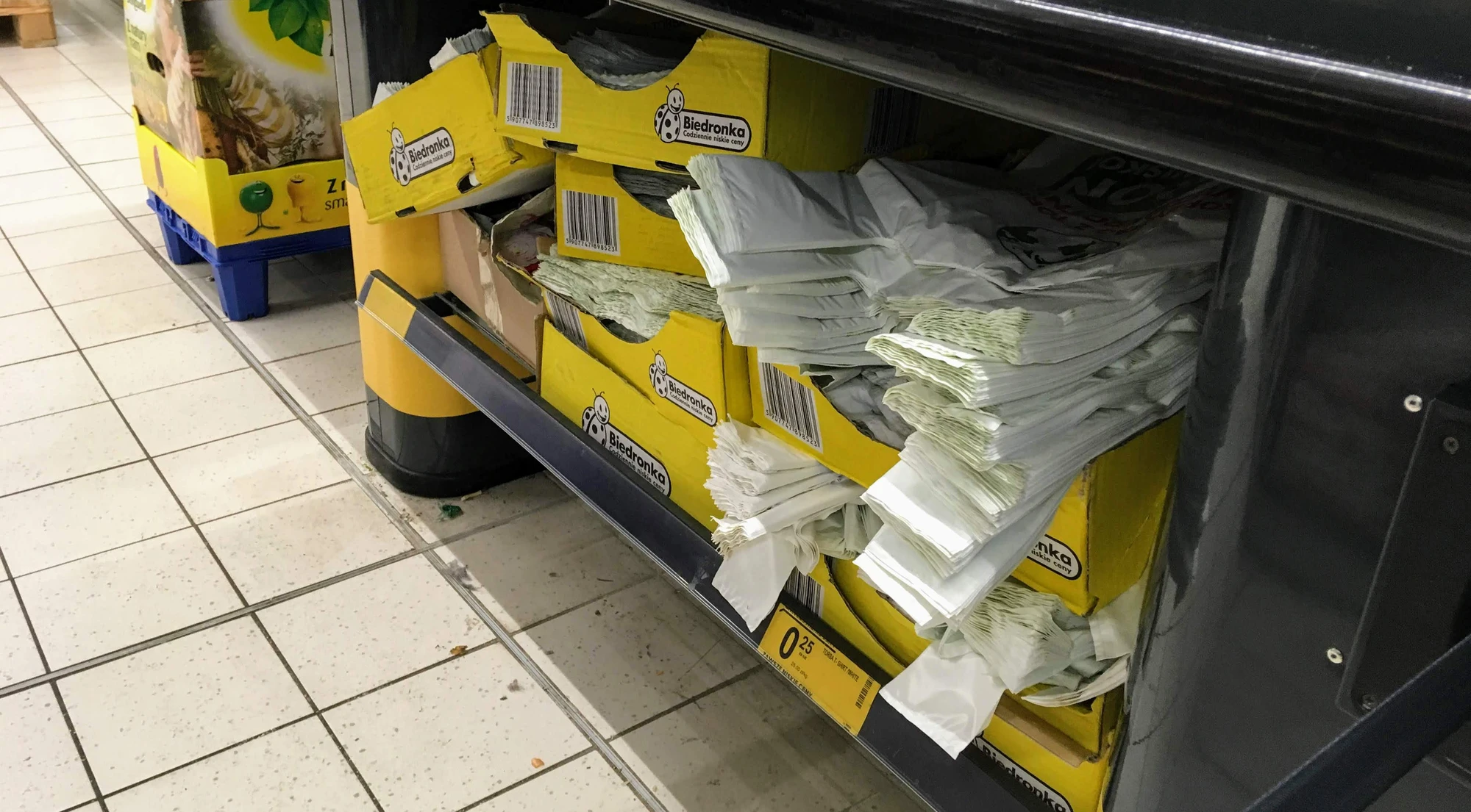 Podatek od foliówek już nie do obejścia. Nowe prawo rusza od września