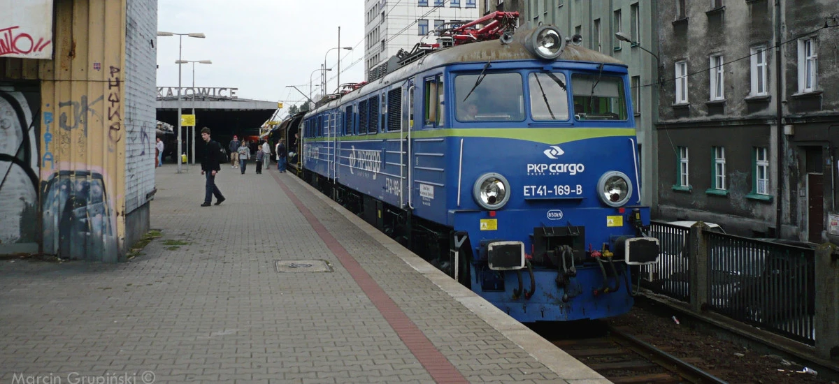 PKP Cargo najtańsze w historii. Rynek nie wierzy, że spółka mocniej odbije się od dna