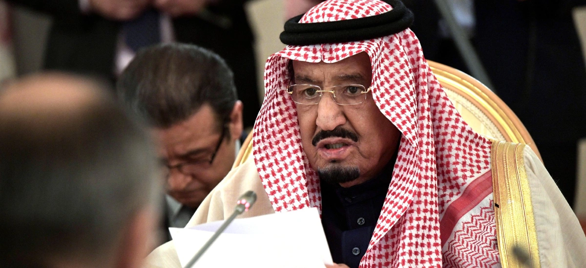 Ceny ropy spadają. Wciąż nie wiadomo, co z porozumieniem Rosji i Saudów