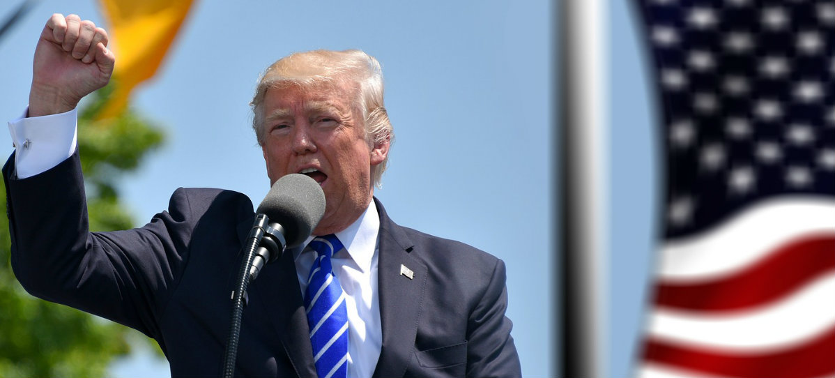 Wojna handlowa USA i Chin. Trump dorzucił Chińczykom kolejne cła, na liście obuwie i elektronika