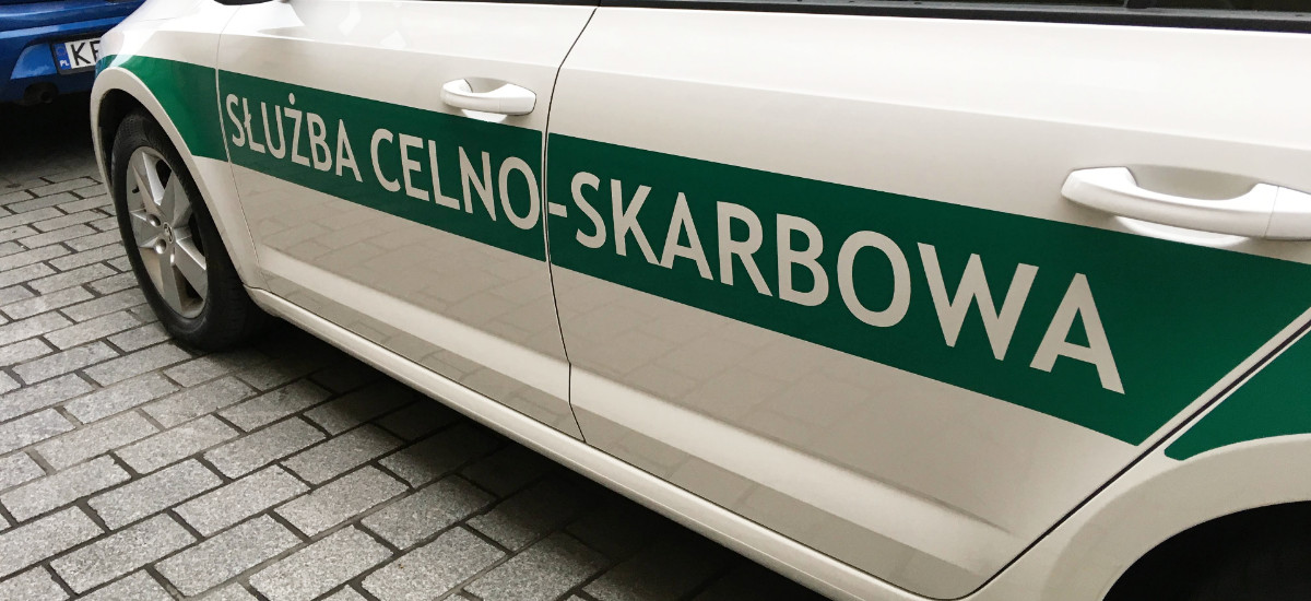 Fałszywe smsy od KAS. Oszuści podszywają się pod skarbówkę, informują o egzekucji skarbowej