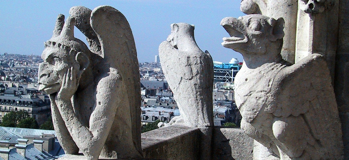 Odbudowa Notre Dame. Powstanie serial o katedrze zainspirowany kultowym „Czarnobylem”