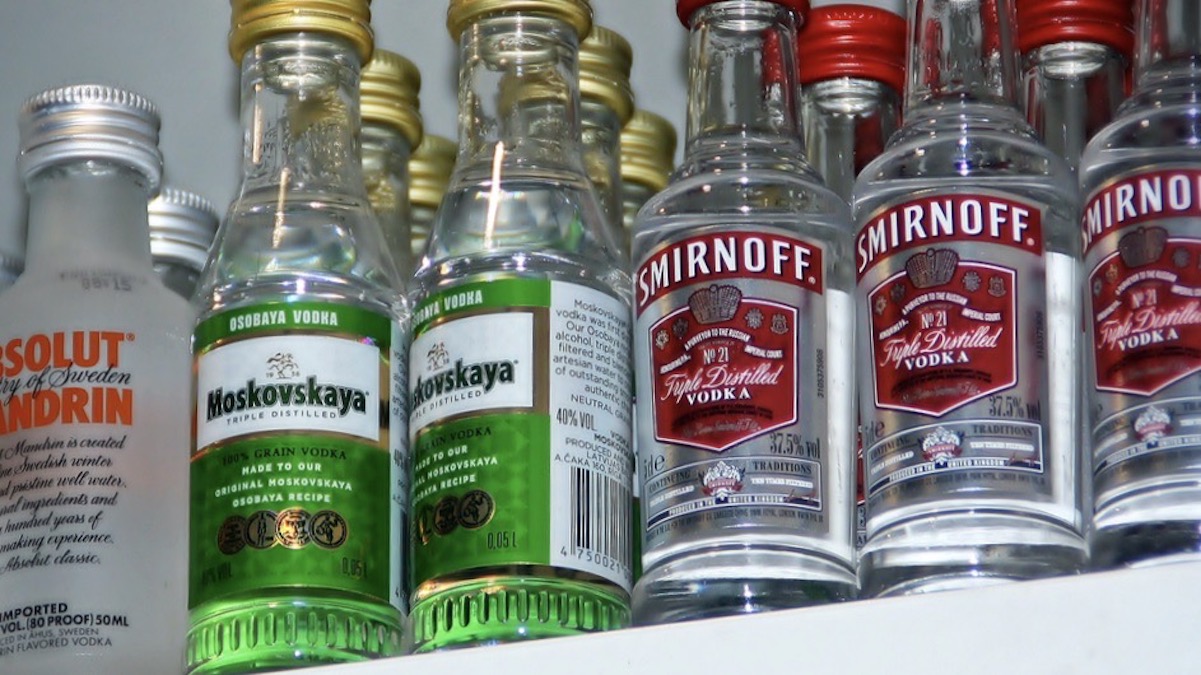 alkohol-wodka-pol-litra-za-co-najmniej-100-zl