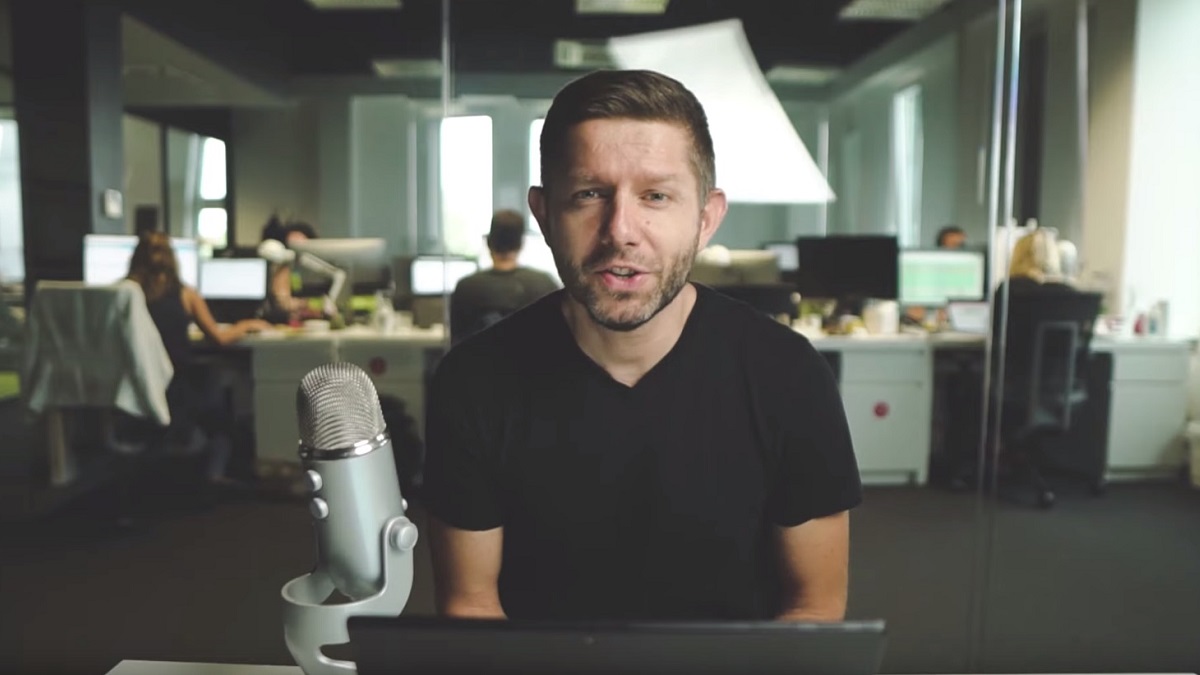 Brand24 uczy się życia bez facebooka. Michał Sadowski wprowadza monitoring Tik Toka i Twitcha