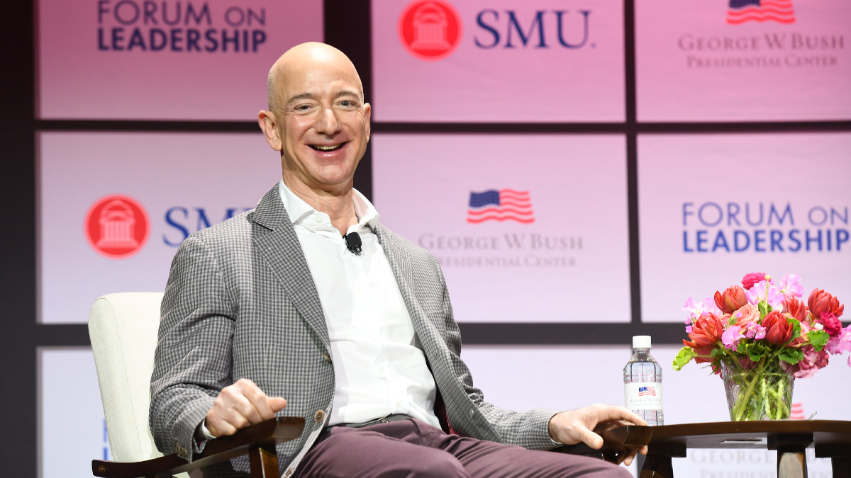 Zmiany klimatyczne. Jeff Bezos przeznaczy 10 miliardów dolarów na walkę o klimat