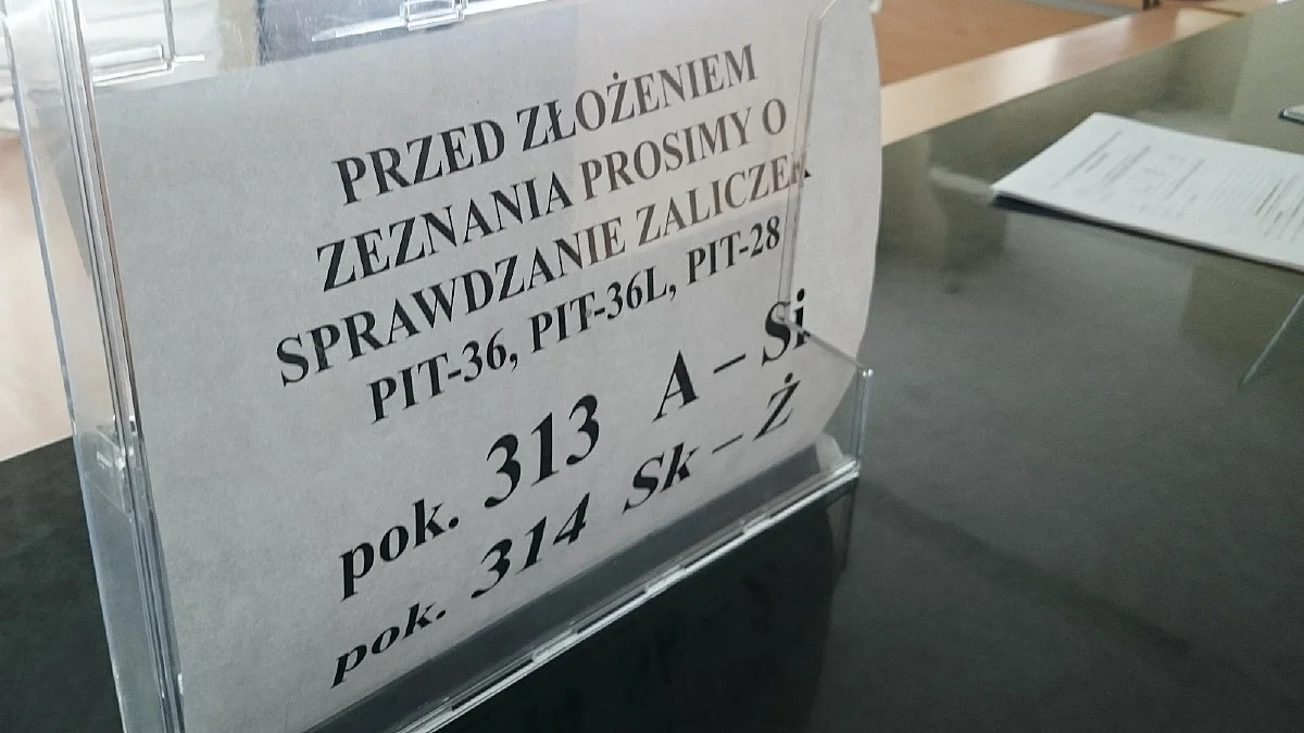 Deklaracje PIT. Dzisiaj 30 kwietnia, ale nie pędź na pocztę, masz jeszcze miesiąc