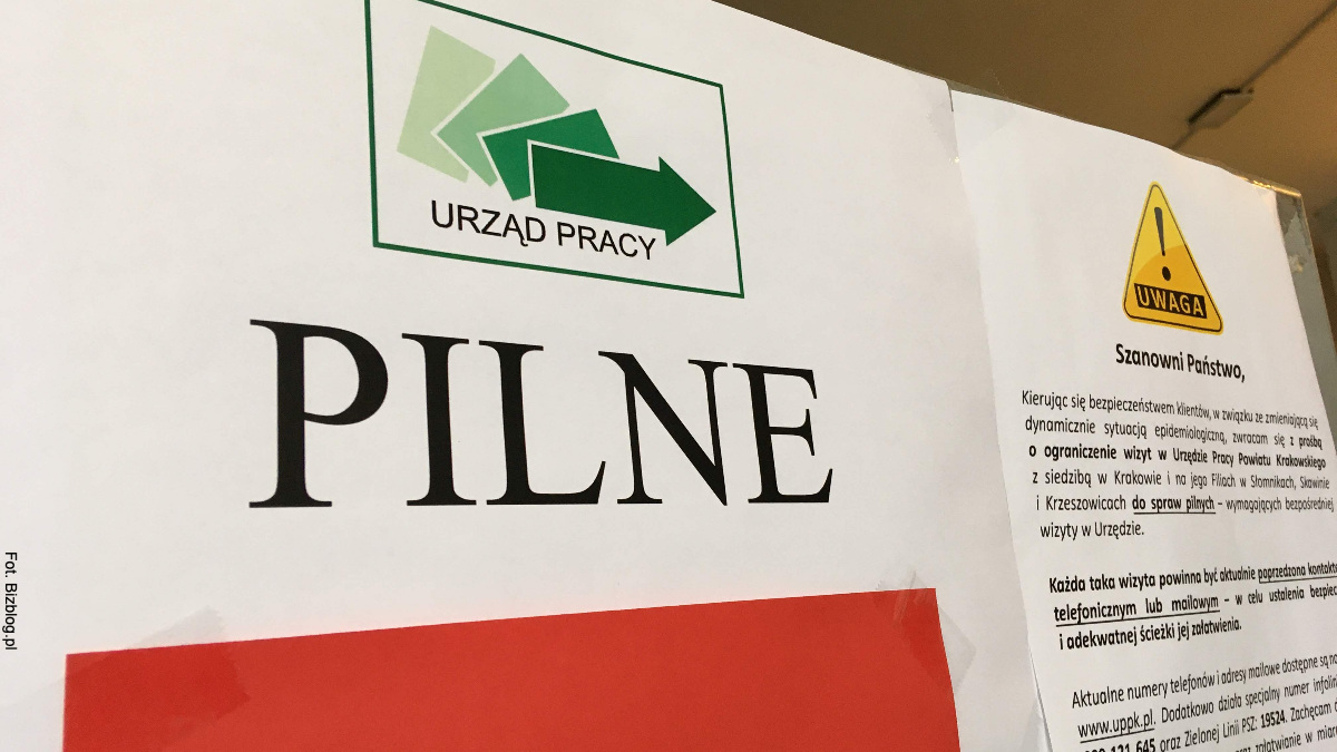 Minister: Najlepsza sytuacja na rynku pracy od 1990 r. Ekonomiści: Tak? To zmień pracodawcę