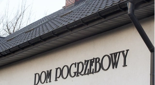 Zasiłek pogrzebowy mocno w górę. Łatwiej o wypłatę