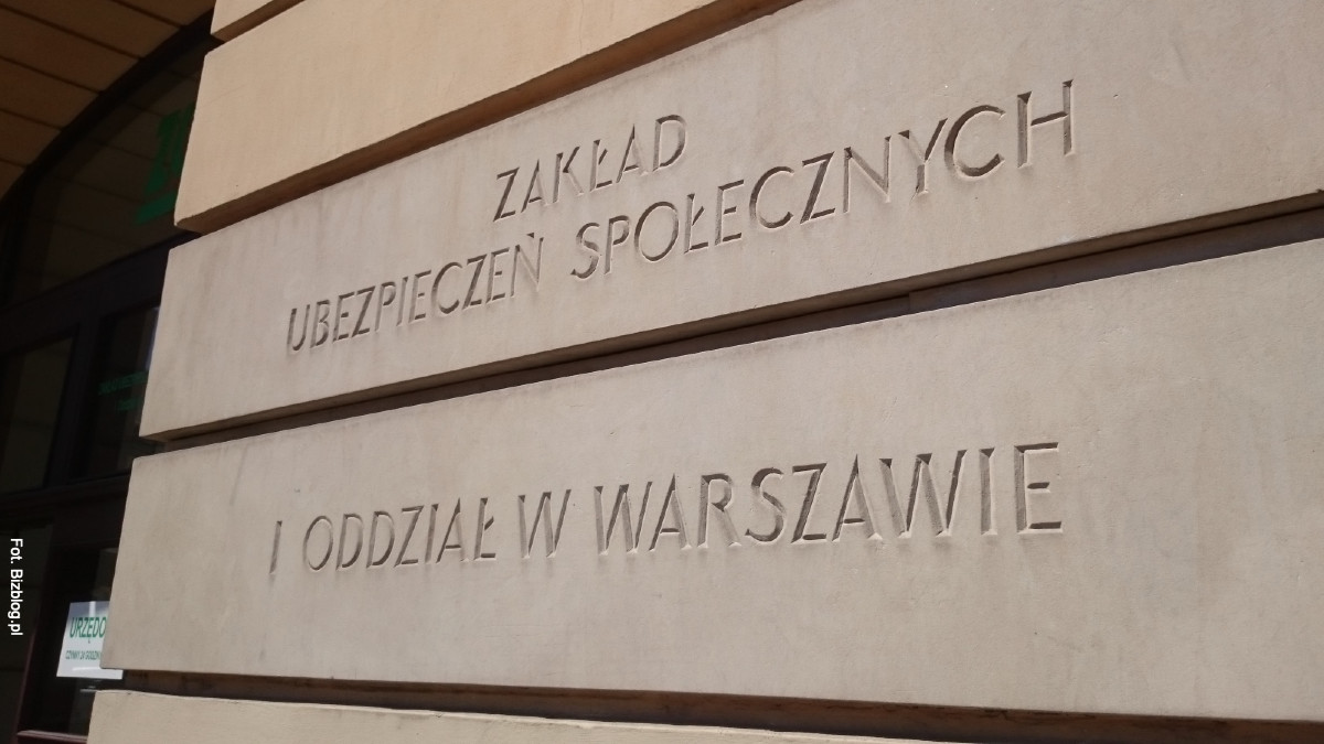 Umowy o dzieło. Kapitaliści i Lewica razem walczą o utrzymanie status quo