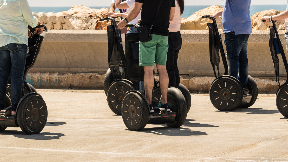 Koniec Segwaya. Dwukołowy pojazd nie zrewolucjunizował transportu i już odchodzi do historii