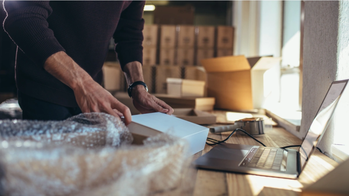 Dropshipping-w-e-handlu-uczy-mBank