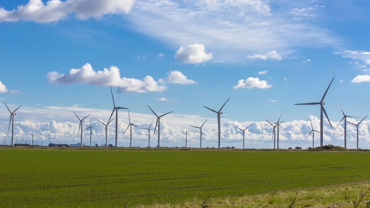 energetyka-wiatrowa-ustawa-Sejm