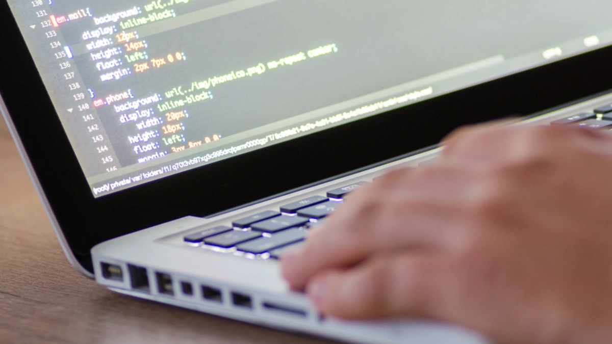Laptop i dobra pensja, to za mało. Wymagania pracowników IT mogą przyprawić o ból głowy
