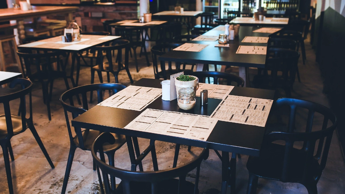 Omrożenie gastronomii najwcześniej w maju. Nieważna jest liczba zakażeń, tylko tempo szczepień