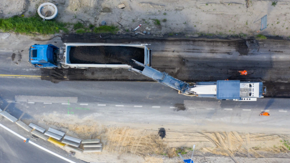 Zbudujemy drogi z odpadków? Oszczędności sięgną pół miliarda złotych