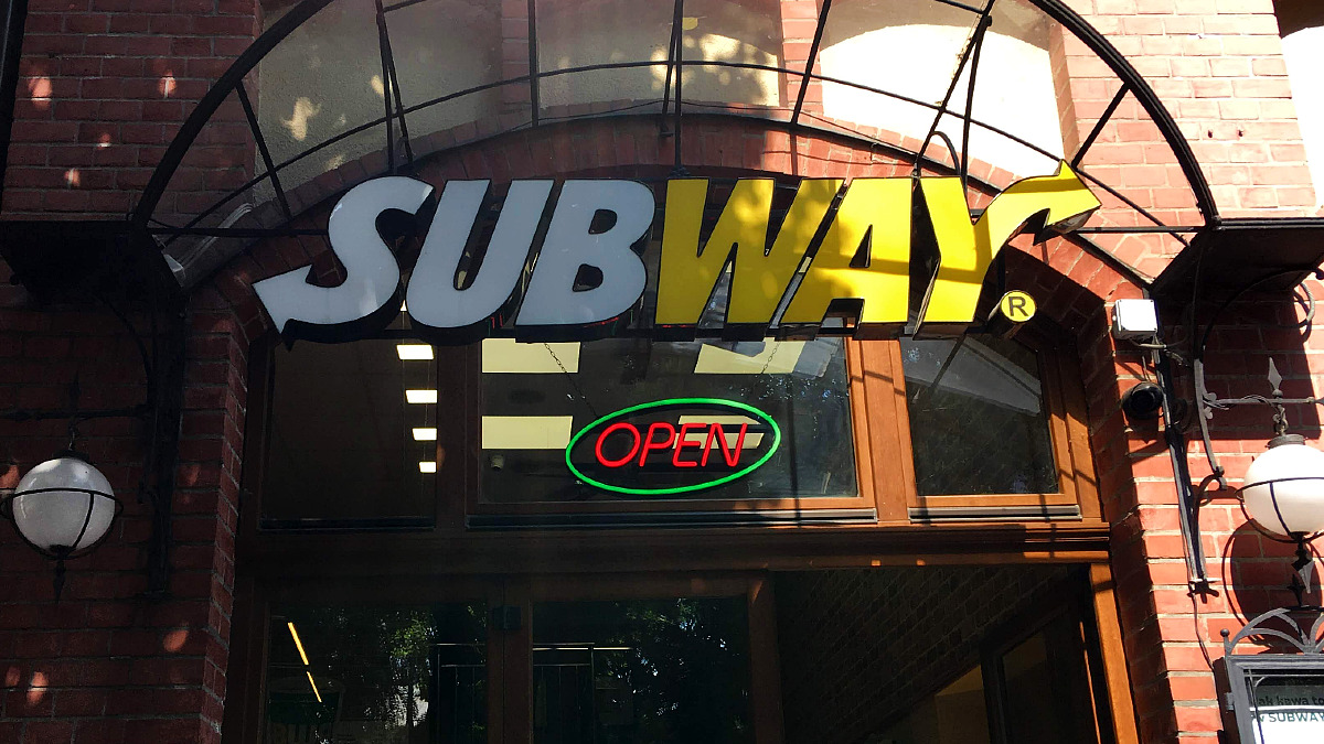 Subway ma podatkowy problem. Irlandzki sąd uznał, że to bułki tej sieci to nie pieczywo