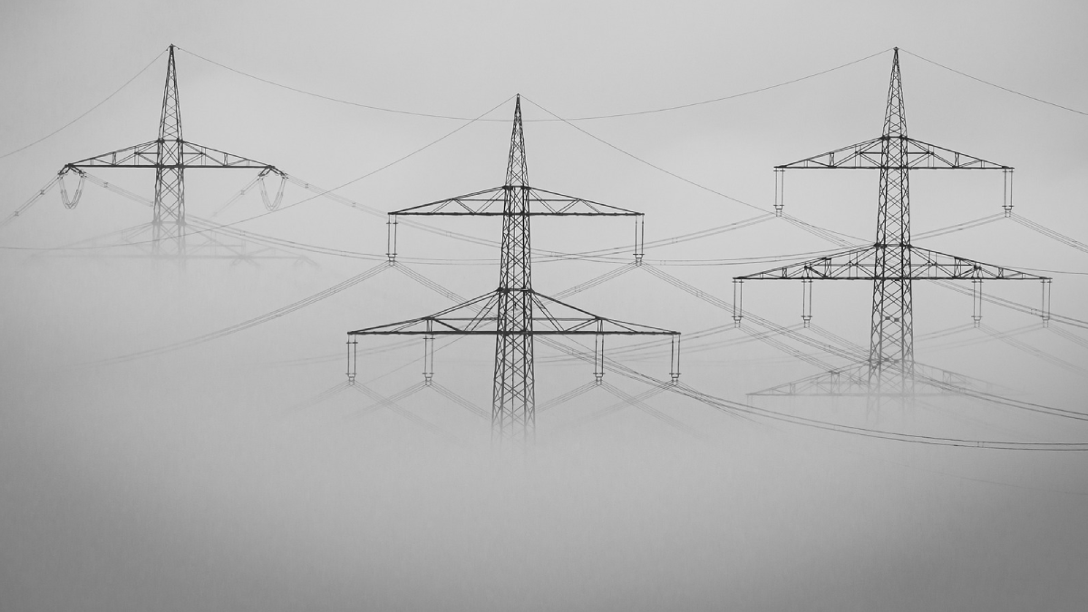 Polska ma najdroższą energię w UE, rozsypujące się elektrownie i dramatycznie mało czasu