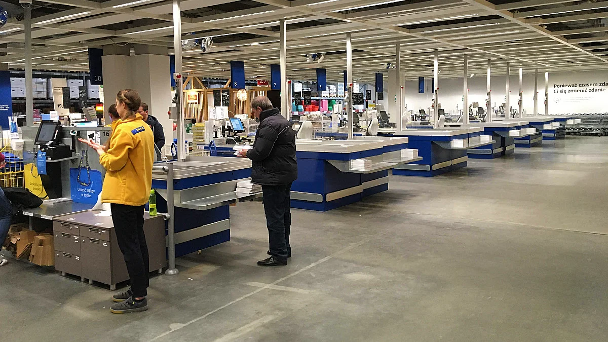 Dostawy jedzenia. Ikea rozpoczyna współpracę z Glovo