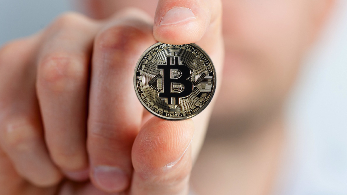 Cena bitcoina. Kryptowaluta we wtorek przebiła pułap 50 tys. dol.