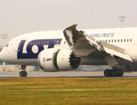 Cztery gwiazdki z nieba. Airbusy uleczyły PLL LOT