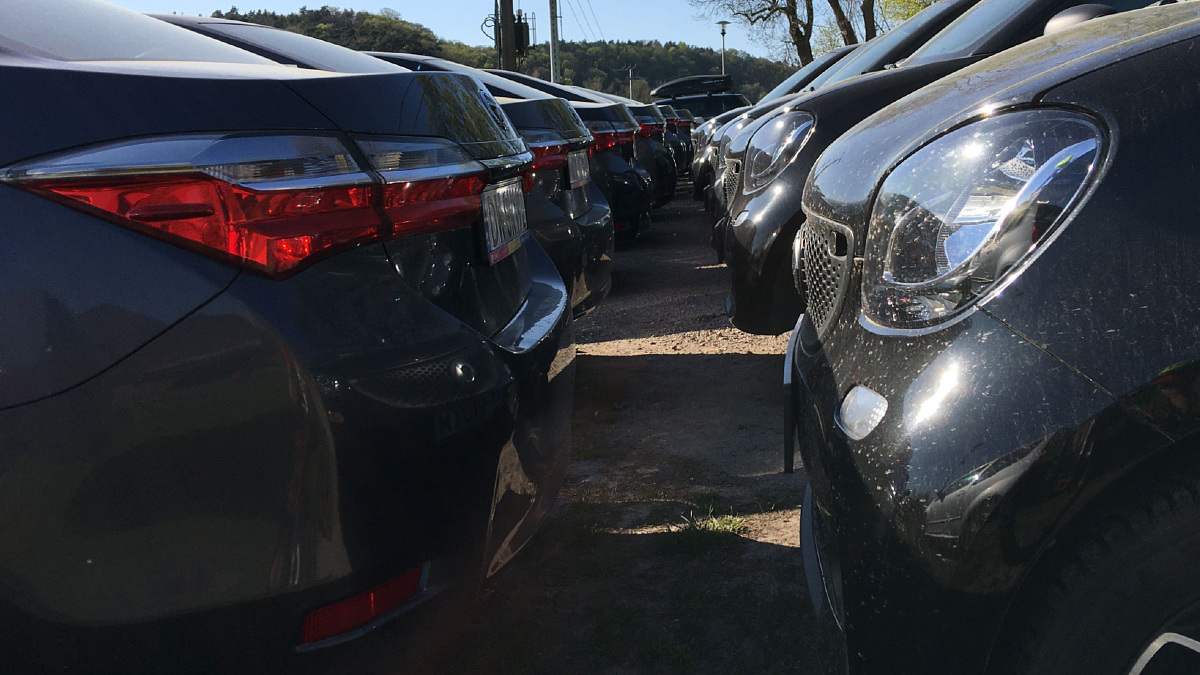 Ustawa o elektromobilności. Związek dealerów: rząd chce po cichu podnieść podatki od samochodów