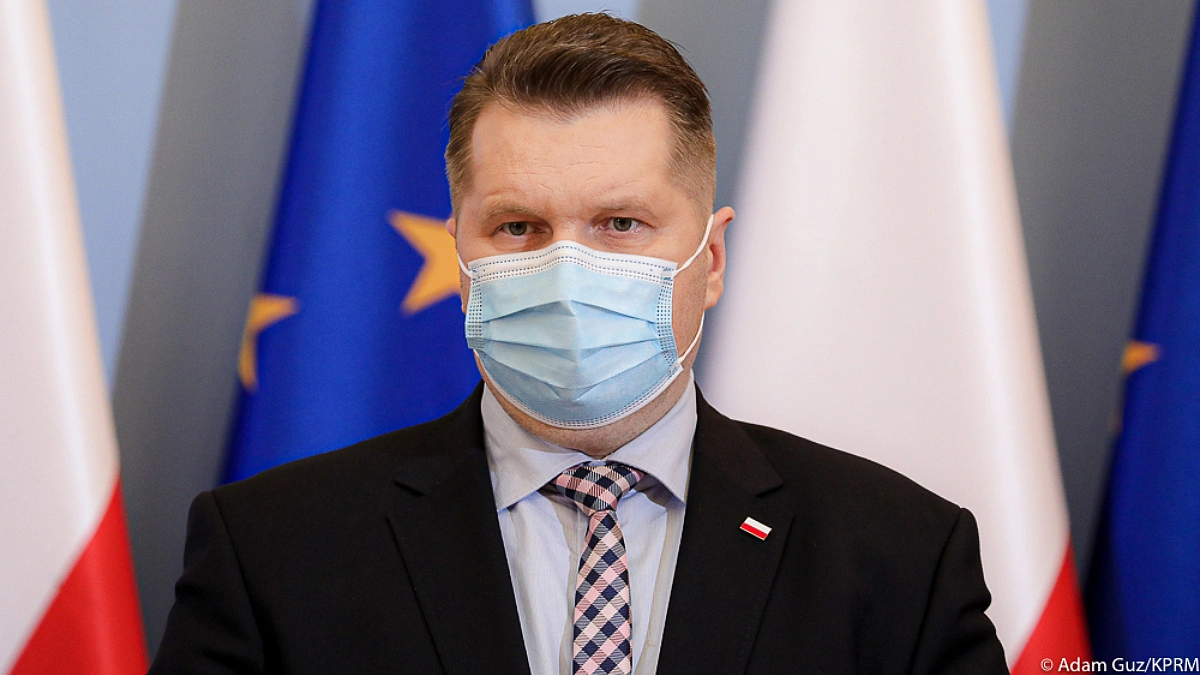 nauka-stacjonarna-Czarnek