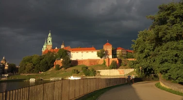 W USA piszą o Krakowie. Ponoć AI funduje nam polskie Detroit