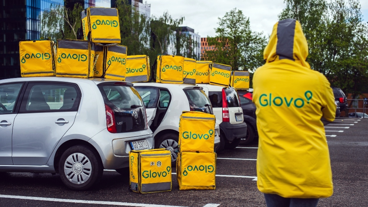 Glovo ma nowego właściciela. Dostawcy zakupów z Biedronki będzie teraz bliżej do Lidla