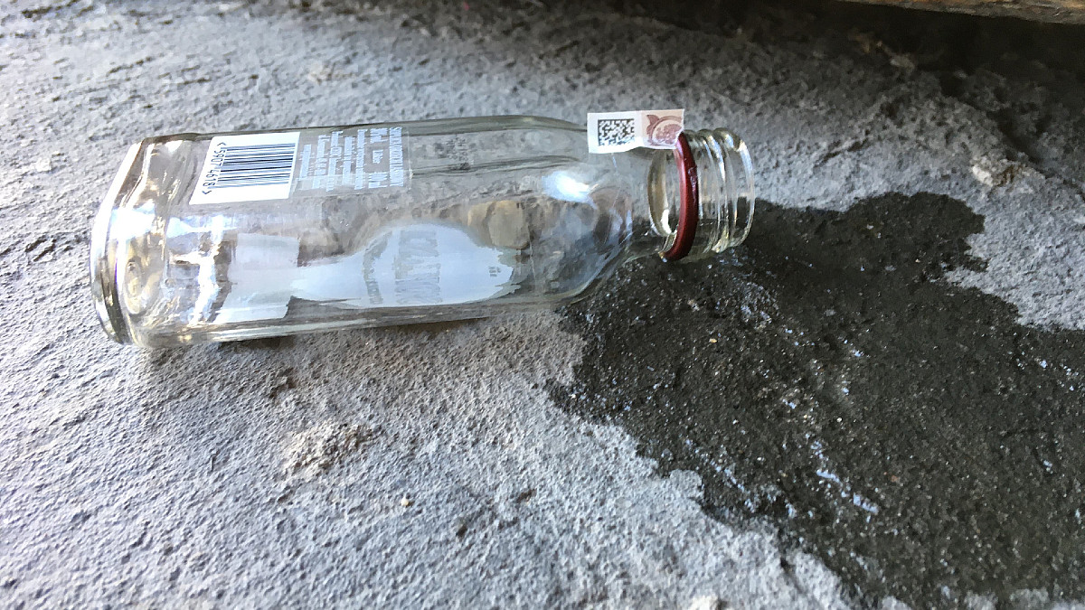 Butelki do zwrotu? Największy śmieciarz ulic wciąż bez kaucji