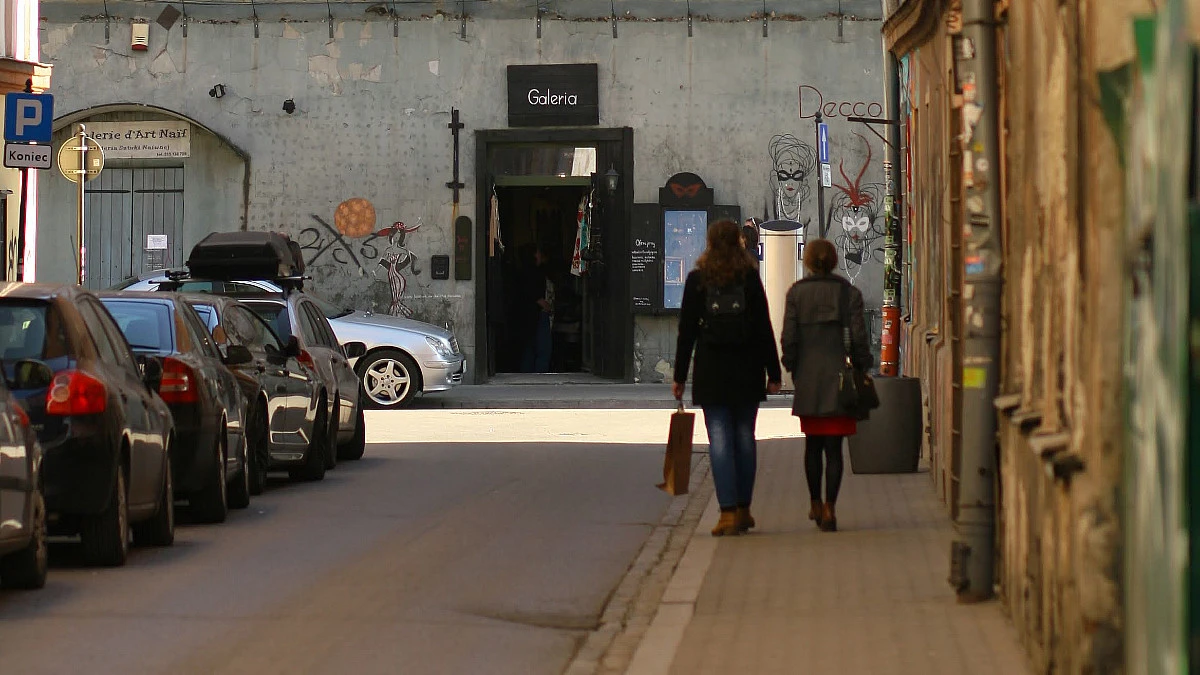 Strefa czystego transportu w Warszawie. Stolica nie chce popełnić błędów Krakowa