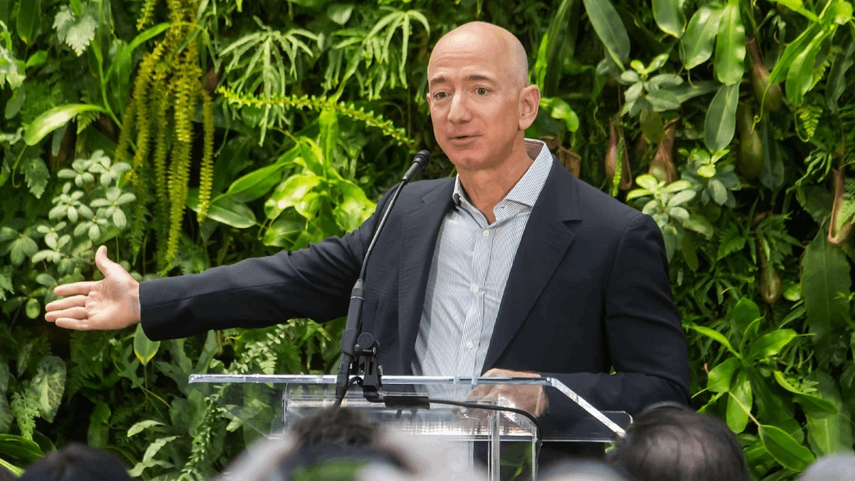 Jeff Bezos w jeden dzień wtopił kilkanaście miliardów dolarów i już nie jest najbogatszy na świecie
