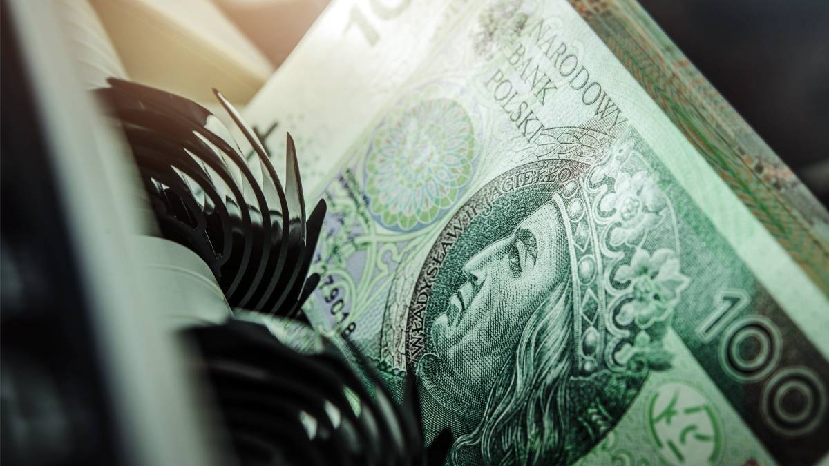 NBP zaskoczył rynek. Takiej podwyżki  stóp nikt się nie spodziewał. Gwałtowna reakcja złotego