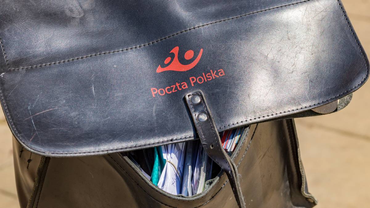 Zdesperowani pracownicy Poczty Polskiej grożą strajkiem. Protest listonoszy może sparaliżować kraj