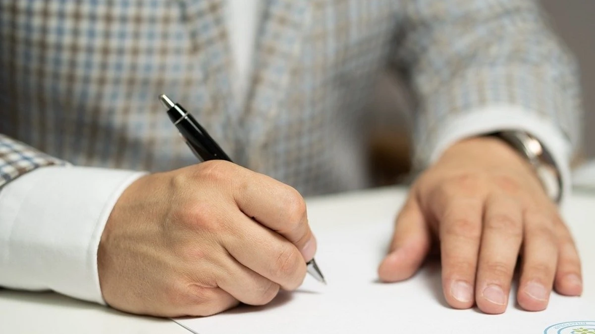 Porównują podpisy składane na papierze, smartfonie i tablecie. Tworzą system do automatycznej weryfikacji