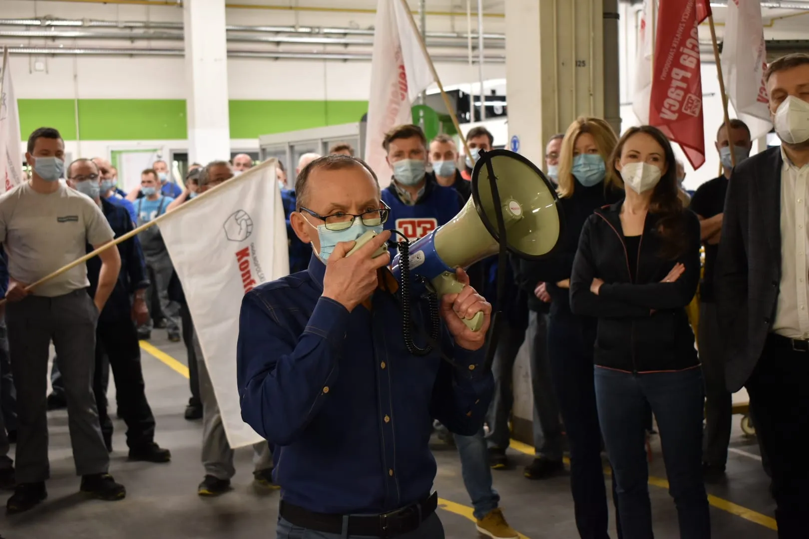 Strajk w Solarisie. Pracownicy są zdesperowani i gotowi do akcji. Domagają się 800 zł podwyżki dla wszystkich