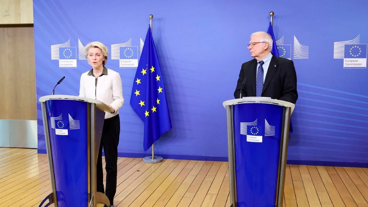 Wojna w Ukrainie. Unia Europejska uderza w Rosję sankcjami i zaprasza Ukrainę do UE