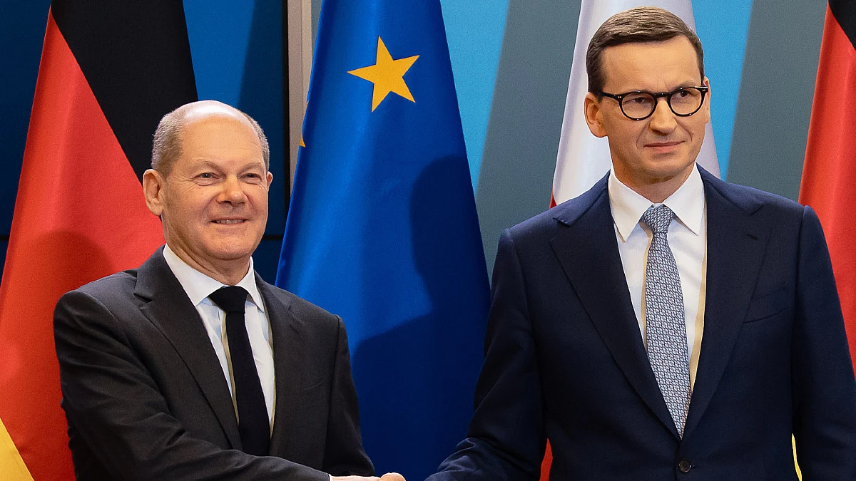 Agresja na Ukrainę. Kanclerz Niemiec: zajmujemy majątki oligarchów, zamykamy rosyjskie banki