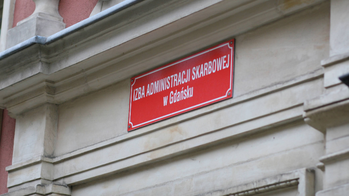 Absurd z podatkiem od darowizn. Skarbówka zdumiewa