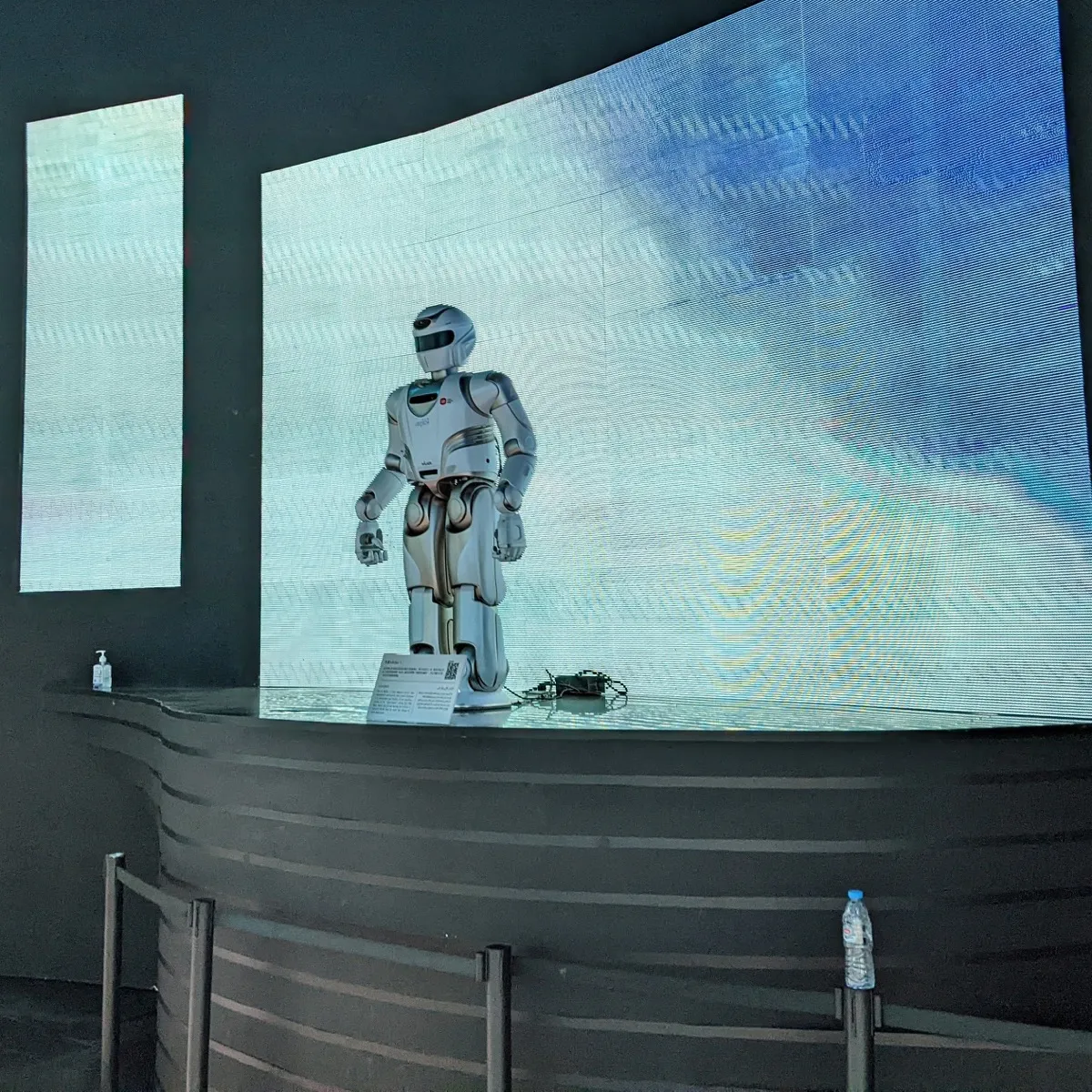 To już się dzieje. Roboty zabierają pracę Polakom. Reakcja pracodawców? Będziecie zaskoczeni