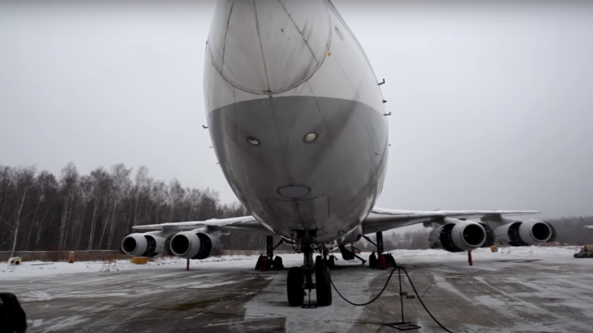 I po co im airbusy i boeingi. Rosjanie odkurzają radzieckie samoloty, które trzymali na Syberii