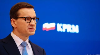 Morawiecki pobiegł wypłakać się do Frankfurtu. Już nie wie, co ma robić z frankowiczami
