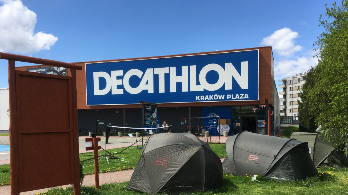 Zachodnie firmy w Rosji. Decathlon odzyskał zaufanie Polaków, ale czy zasłużenie?