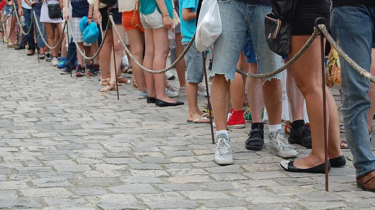 Wakacje kredytowe, węgiel i cukier. Trzy kolejki, które zniszczyły Polakom wakacje