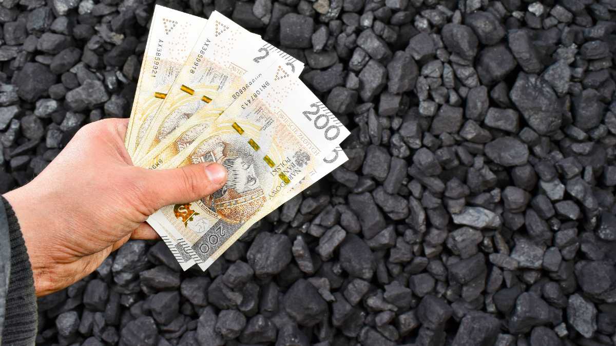 3000 zł dopłaty do węgla. Mamy doskonałe wieści dla milionów Polaków. I jednocześnie mocno dołujące