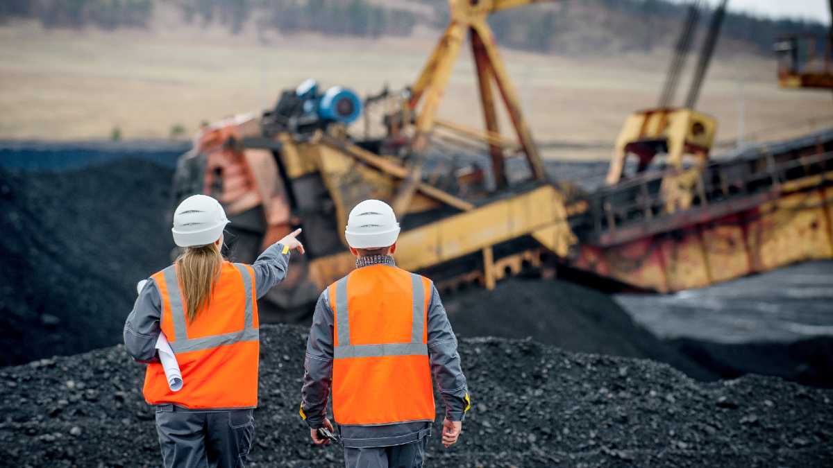 Węgiel na celowniku urzędników. Inspektorzy sprawdzą składy w całym kraju