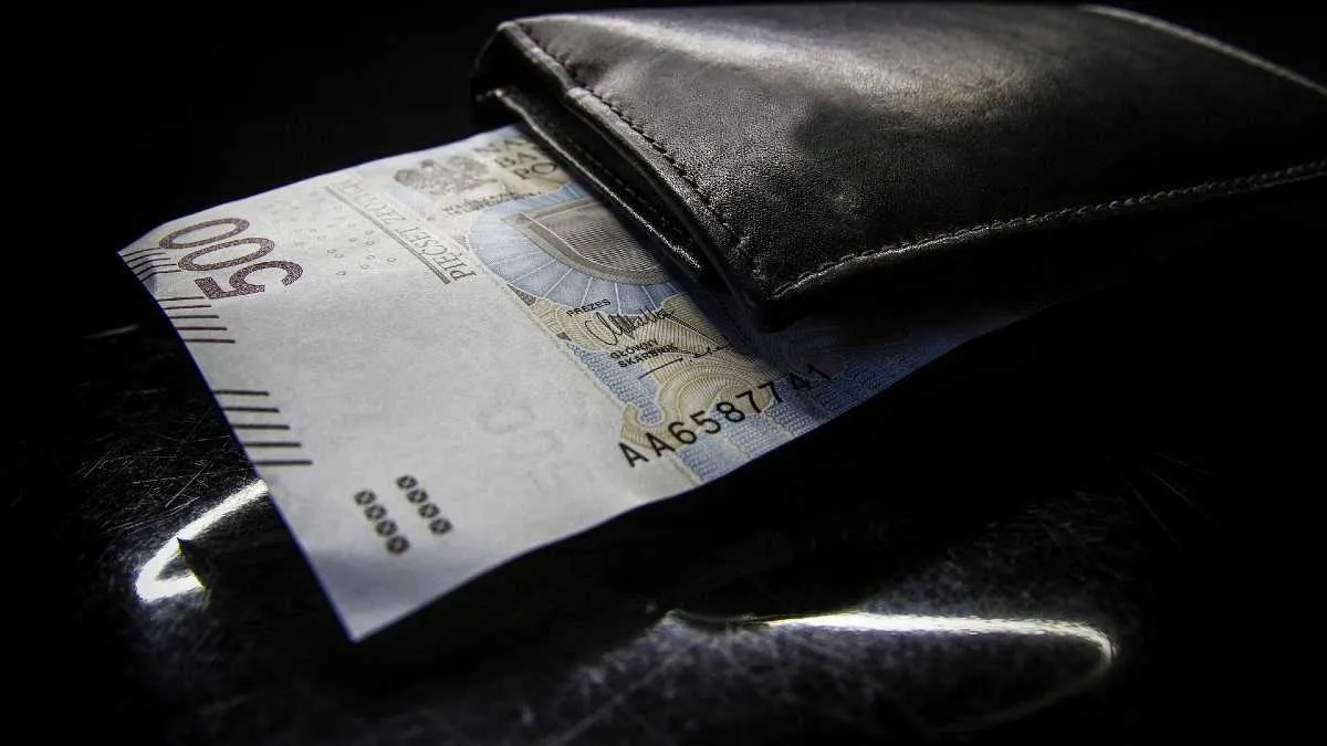 Wymiana walut? BNP Paribas wypłaci klientom 490 zł