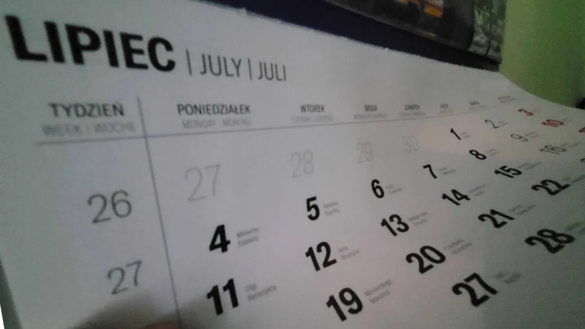 Co z tym rządem jest nie tak? Oddawajcie wakacje kredytowe!